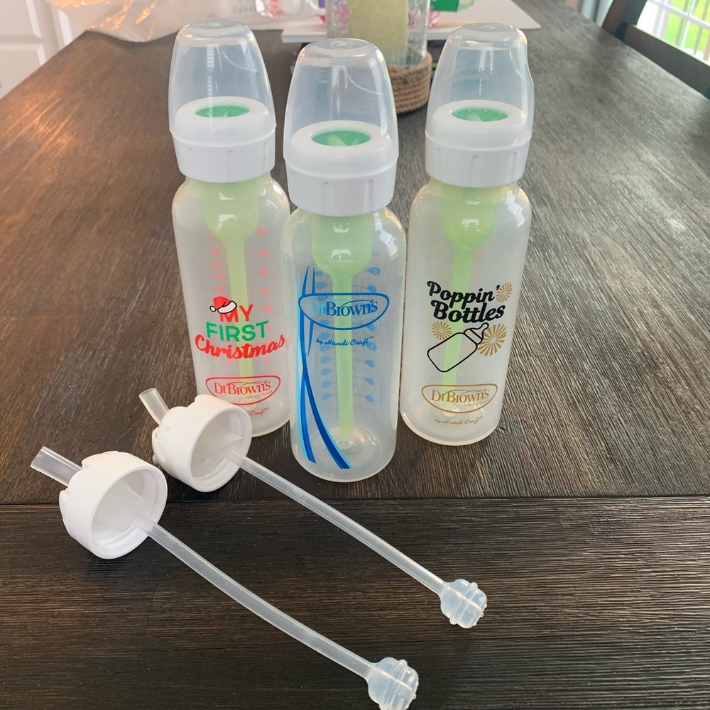 Dr. Browns baby bottle & 2 sippy cup conversion tops